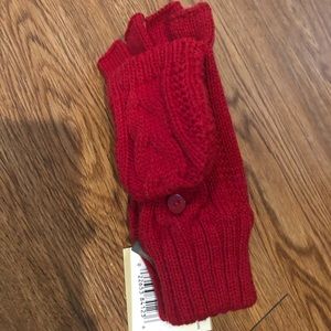 Red mittens